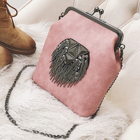 Stunning Crossbody Bag - Picture 1 of 5